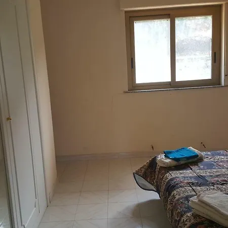 Casa Indipendente Immersa Nel Verde Di Querce E Ulivi Летний дом *